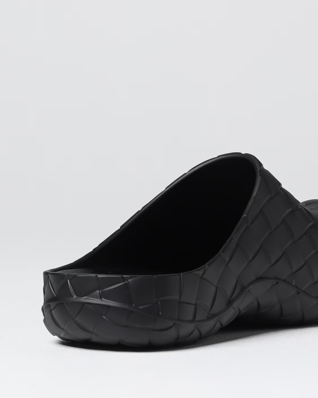 Bottega Veneta Sabots in Woven Rubber Sandal