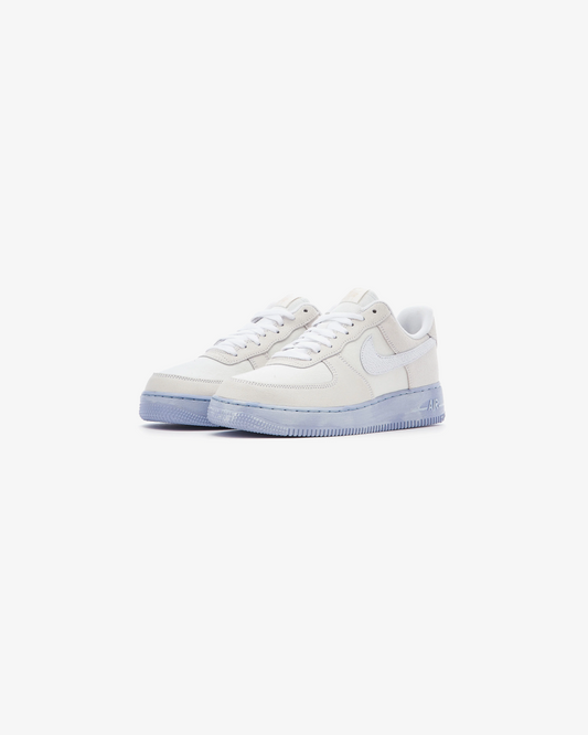 Nike Air Force 1 07 LV8 EMB