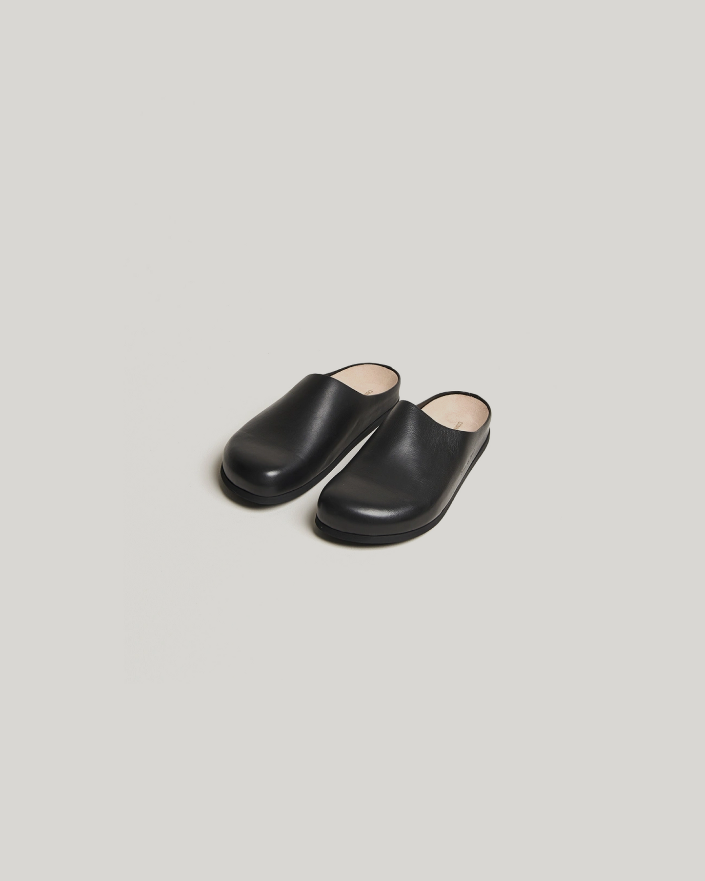 Common Projects Leather Clog